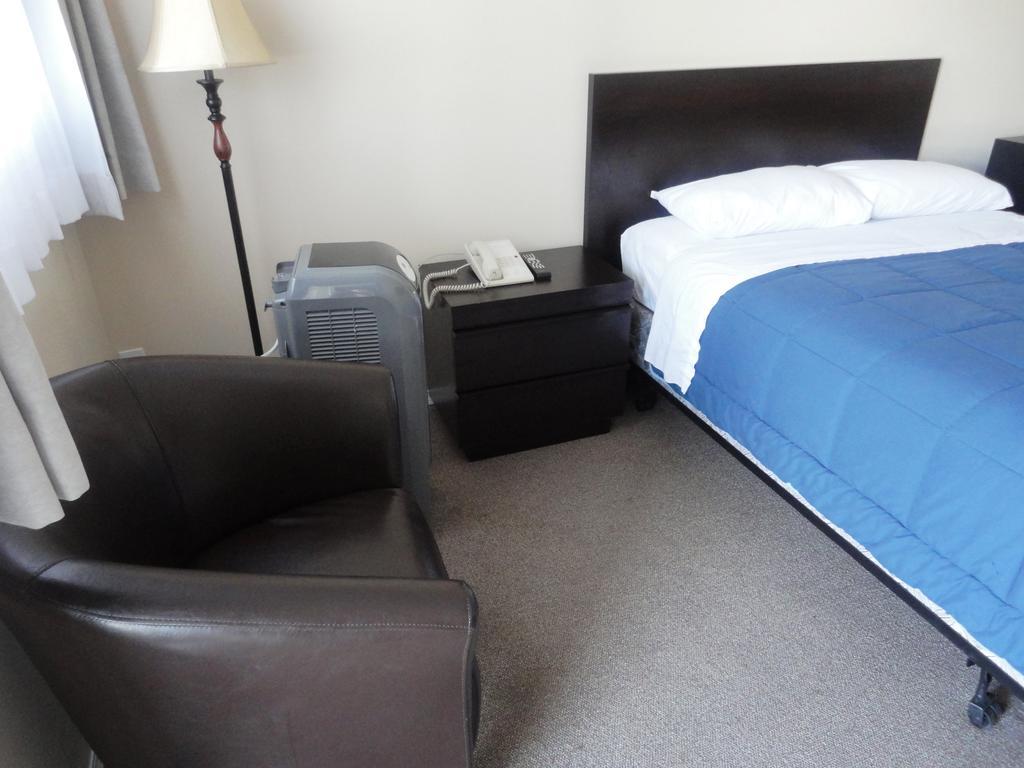 Stratford Motel Whitehorse Esterno foto
